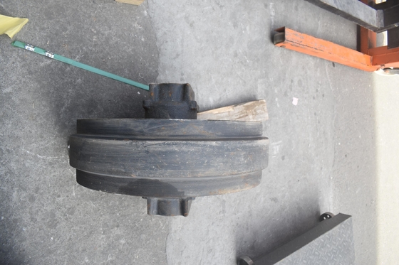 قطعات زیرروی R210-7 Excavator Idler 12 ماه ضمانت