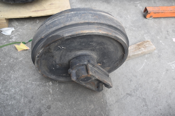 قطعات زیرروی R210-7 Excavator Idler 12 ماه ضمانت